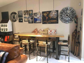 PunkyGia’s Lovely 2 Bedroom City Retreat